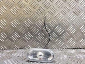 VW GOLF III Variant 1H5 Kotflügelblinker vorne rechts 1J0949117 1.9 32166031