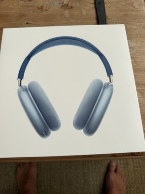Apple AirPods Max Wireless Over-Ear Headphones, Blue, Active Noise, Lightning