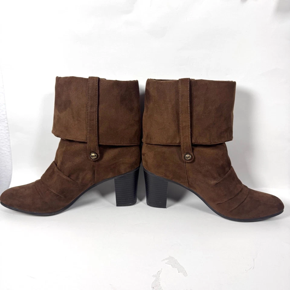 Kathy Van Zeeland Imitación Gamuza Tacón Crujiente Botines Festival Vaquera talla 8M Foto 2 de 4