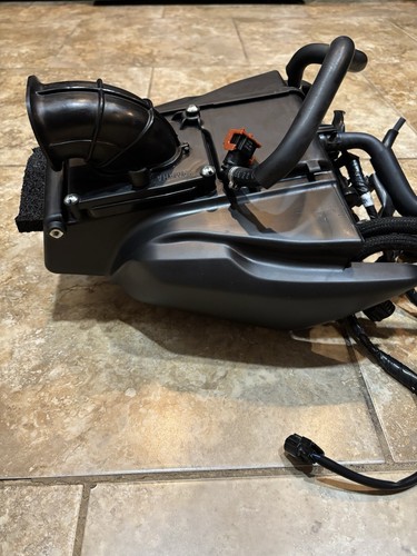2021-24 Yamaha Mt-07 Mt07 Throttle Bodies Airbox Breather Intake Only 1500 Miles - Picture 4 of 6