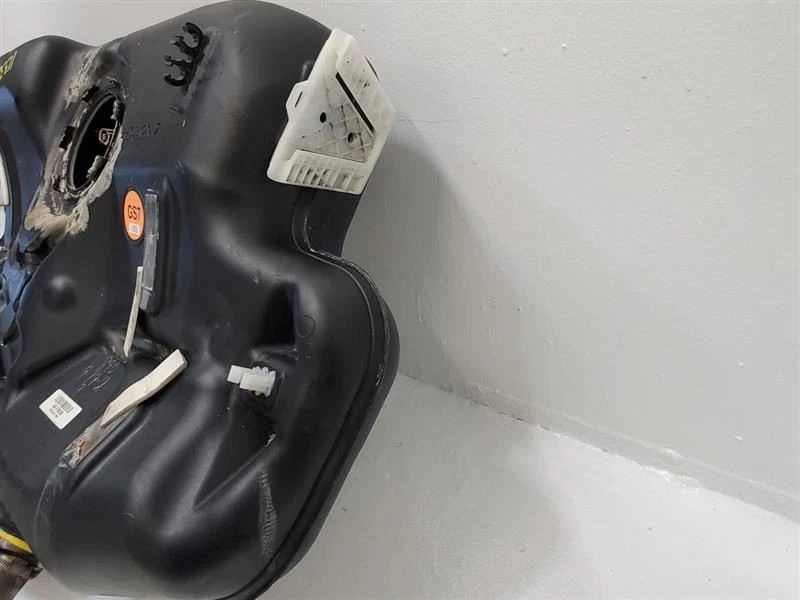 2013-2019 CADILLAC XTS Fuel Tank FWD 18 Gallon 12777874 13-19       Foto 4 de 4