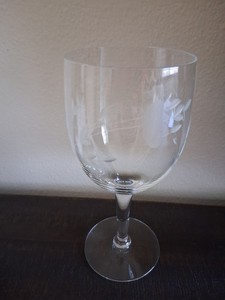 1 PRINCESS HOUSE CRYSTAL HERITAGE ETCHED WINE STEM GLASS 9 FL OZ 1980'S