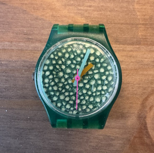 Vintage Swatch Quartz Watch 1988 OLD BOND  GG102 Green Abstract New Wave Swiss SOTD: GW402 “Green Wave” from 1988 : r/swatch main image 4