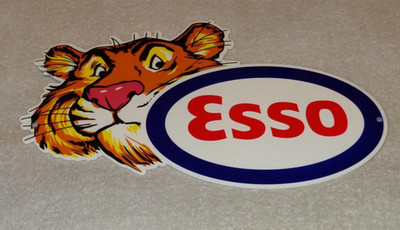 VINTAGE ''ESSO PUT A TIGER IN YOUR TANK'' 12'' BY 9'' METAL ENAMEL GASOLINE OIL SIGN