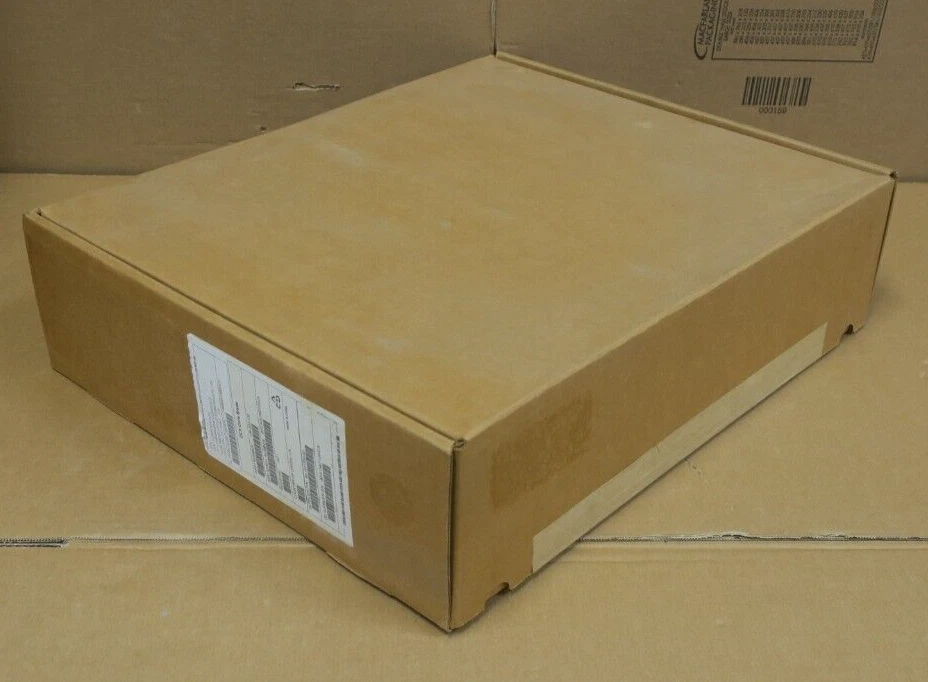 NEW EMC Brocade CR8 DCX Core Routing Blade 105-000-139 For ED-DCX-B - Image 2 of 4