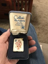 Vintage Colibri Electro-Quartz Lighter Flower Pattern