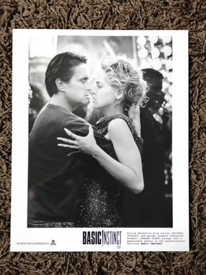 Basic Instinct   brit. Pressefoto '92 - Sharon Stone / Michael Douglas