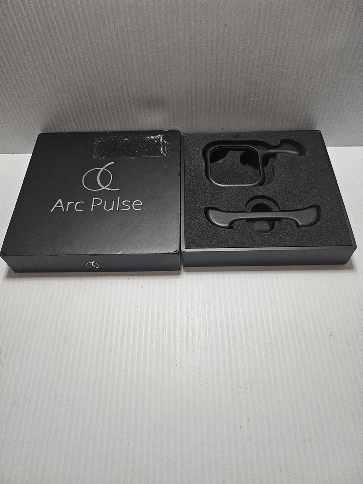 ARC Pulse Aluminum Matte Black - iPhone 15 Pro Max - Missing Rubber - Image 4 of 4