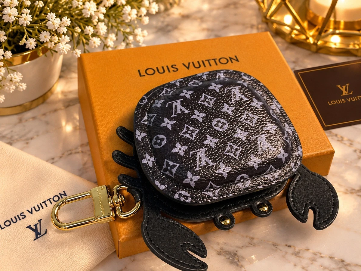 25+ Louis Vuitton Women's Key Chains, Rings and Finders for sale