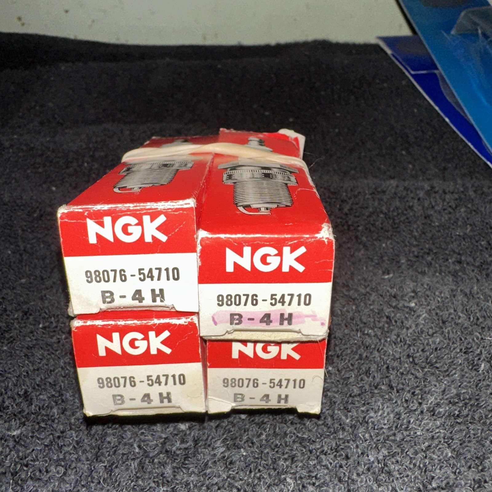 SET OF 4 HONDA NGK B-4H Spark Plugs