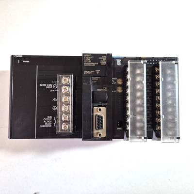 OMRON CJ2M CPU11 + CJ1W PA205R + CJ1W AD041 V1 + ID211