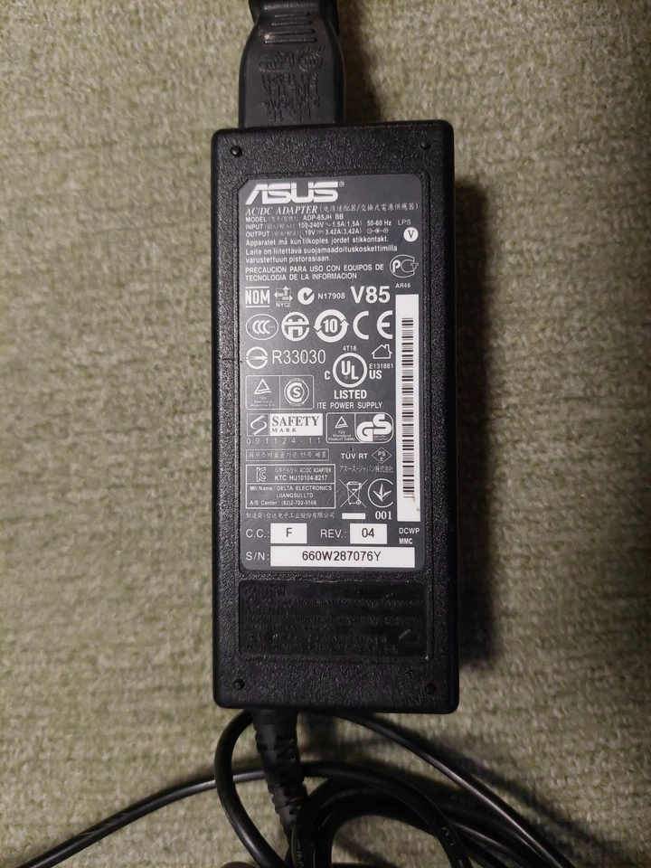 laptop portatile Asus x551c 4gb RAM 500gb hhd linux - Immagine 4 di 4