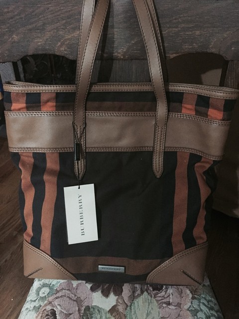 burberry kingswood vintage check & leather diaper bag