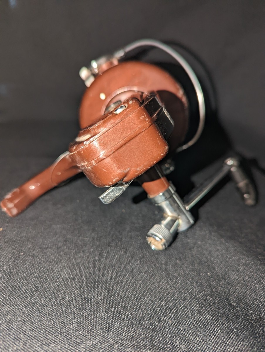 Vintage Olympic HURRICANE ATLANTIS No. 2200 Spinning Spin Fishing