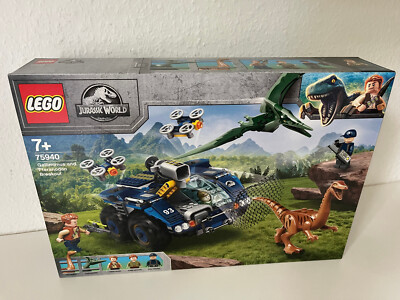 LEGO JURASSIC WORLD: GALLIMIMUS AND PTERANODON BREAKOUT (75940) - NEU - SEALED