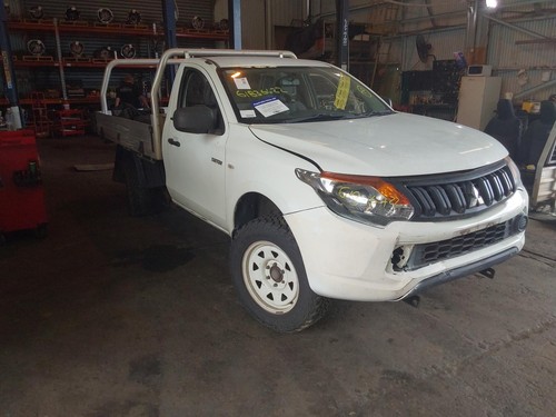 MITSUBISHI TRITON CONSOLE CENTRE CONSOLE, MANUAL T/M, 2WD, BLACK, MQ-MR, 03/15-1 - Picture 6 of 6