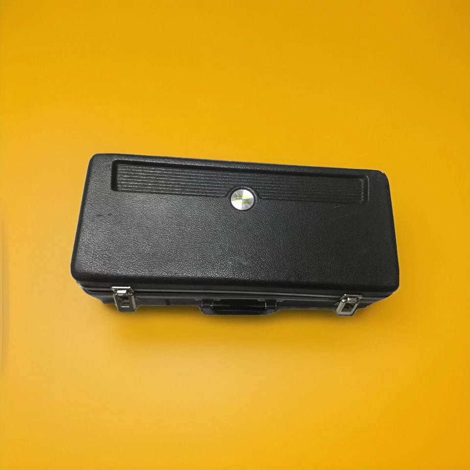 Trompeta Bundy con estuche Foto 2 de 4