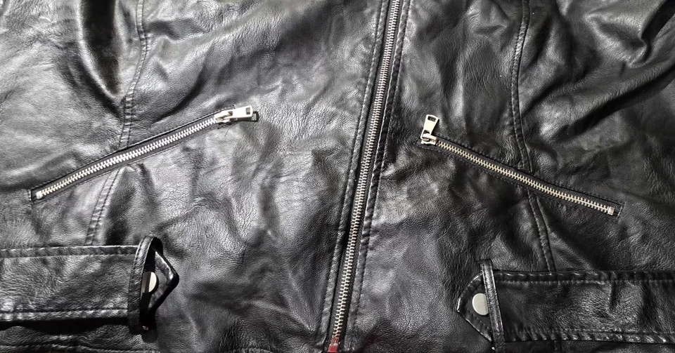 Chaqueta de motocicleta Baccini para mujer nueva con etiquetas talla grande 3X de cuero sintético negra Foto 2 de 4