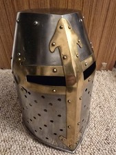 Ritterhelm Stahlhelm Kreuzritter LARP