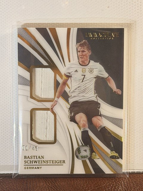 Bastian Schweinsteiger /47 Dual Patch #DO-BS 2021 Panini Immaculate Collection