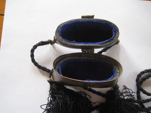 Vintage Roped Clutch Handtasche mit schwarzen Quasten - Bild 3 von 3