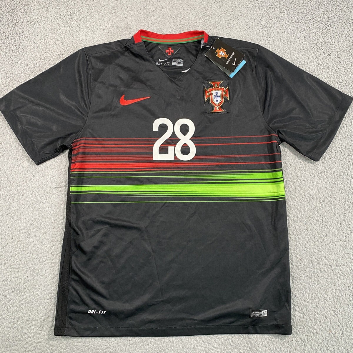 Nike Dry- fit ポルトガル代表 サッカーウェア 2枚 NWT Nike Mens XL 2015 Portugal Futbol Away Jersey #28 Dri