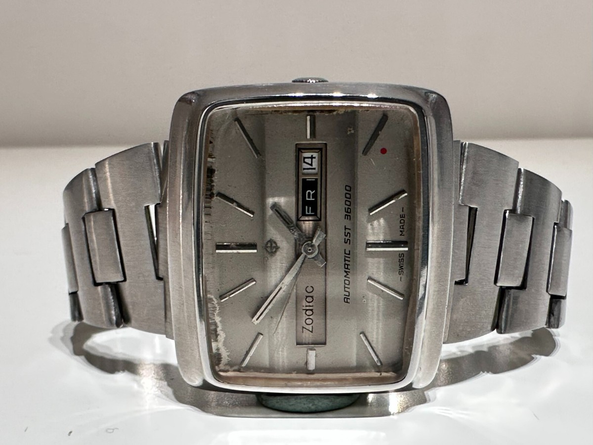 VINTAGE RARE BIG 39mm TV MODEL MENS SWISS AUTOMATIC WATCH 