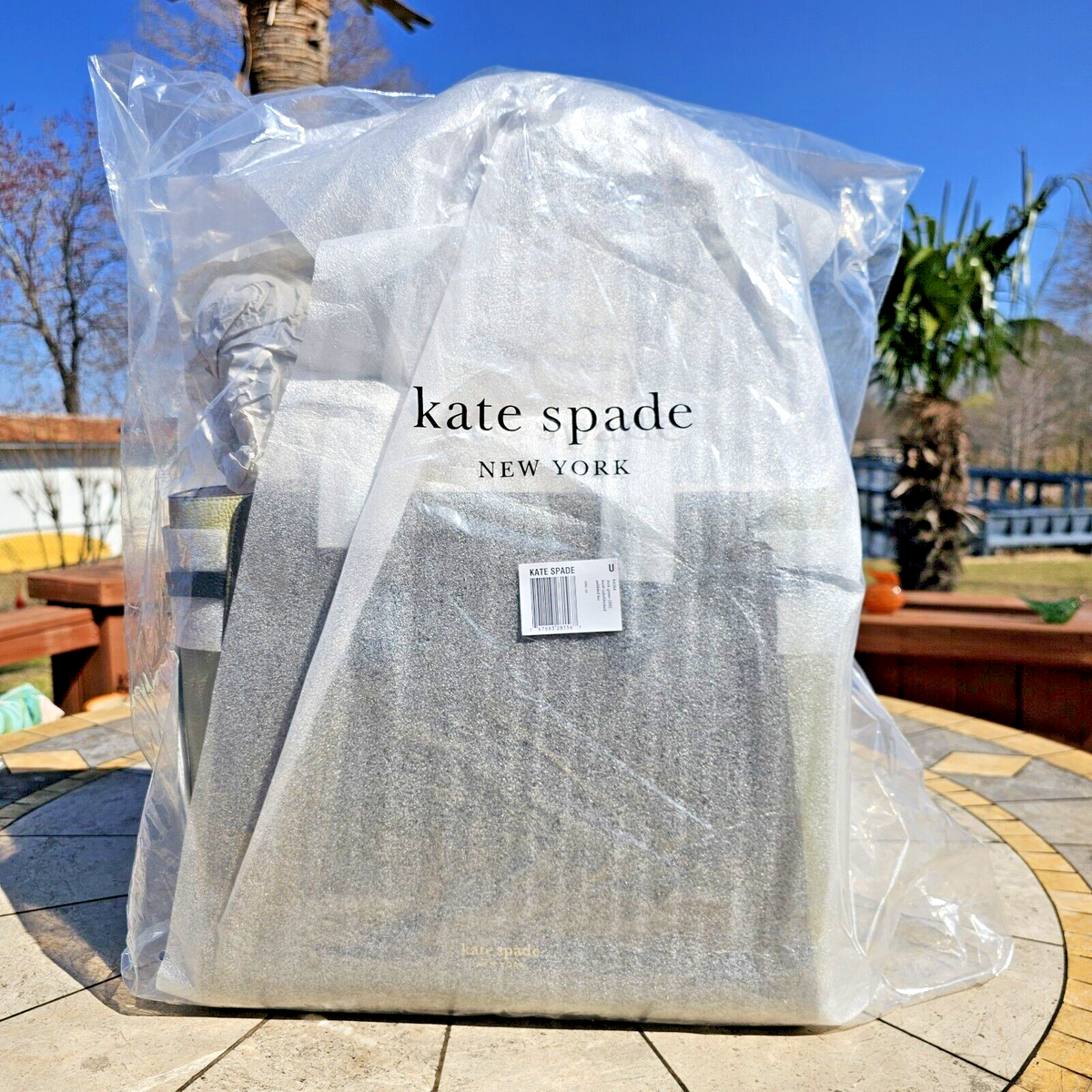 kate spade- Knott- Colorblock Peb Leather Large Tote- Duck  display picture 1