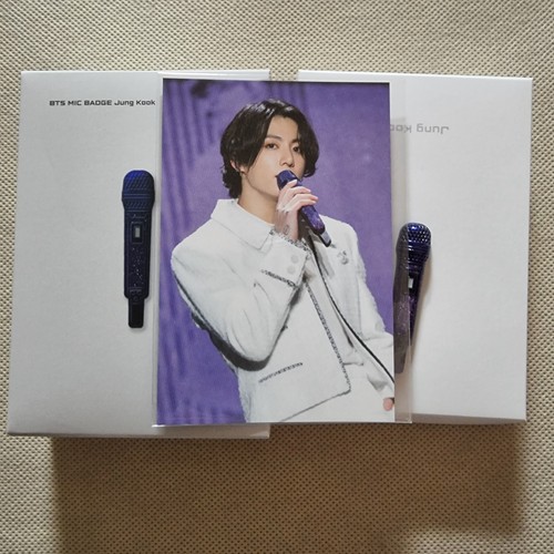 [BTS] BTS HYBE INSIGHT Visitor Only BTS MIC BADGE + PHOTOCARD - Picture 45 of 45