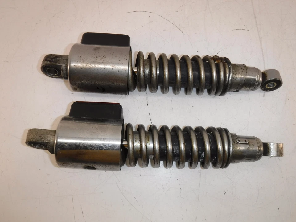 Yamaha XS850S 1980 AMORTIGUADOR TRASERO 3J2-22210-00-00 Foto 4 de 4