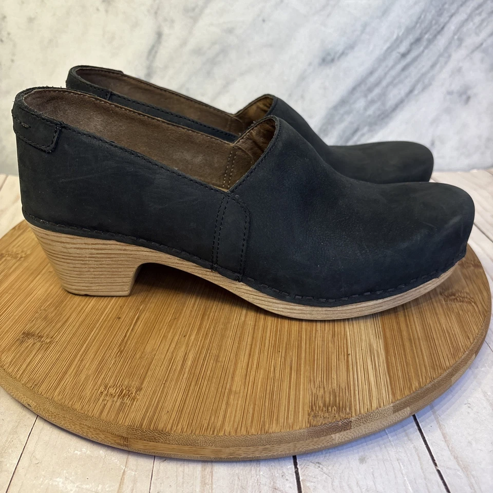 Dansko Marisol Clogs Women's EU 40 US 9-9.5 Black Suede Heeled Slip On Shoes - Image 2 of 4