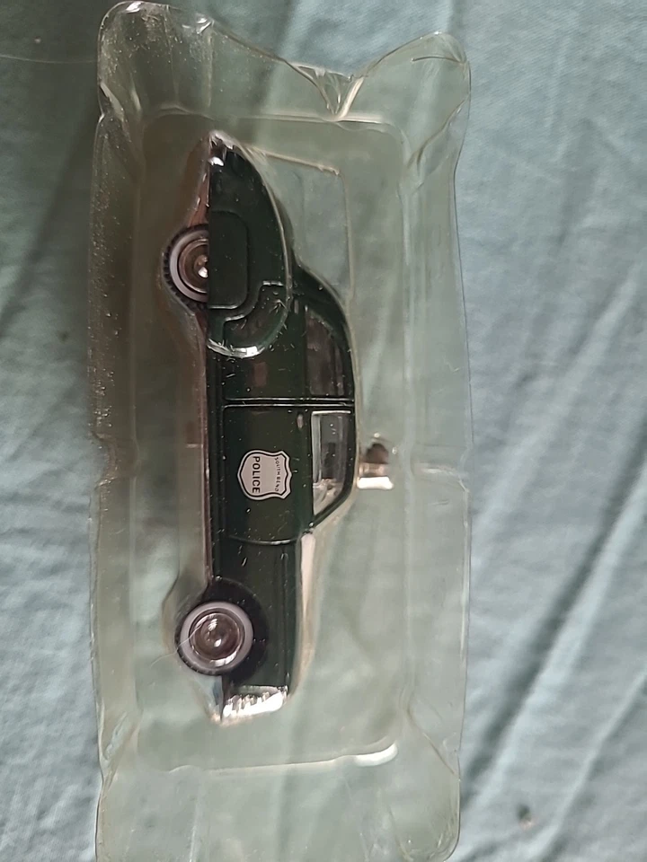 Die Cast 1:64 Scale South Bend Police Car Chevy - Image 4 of 4