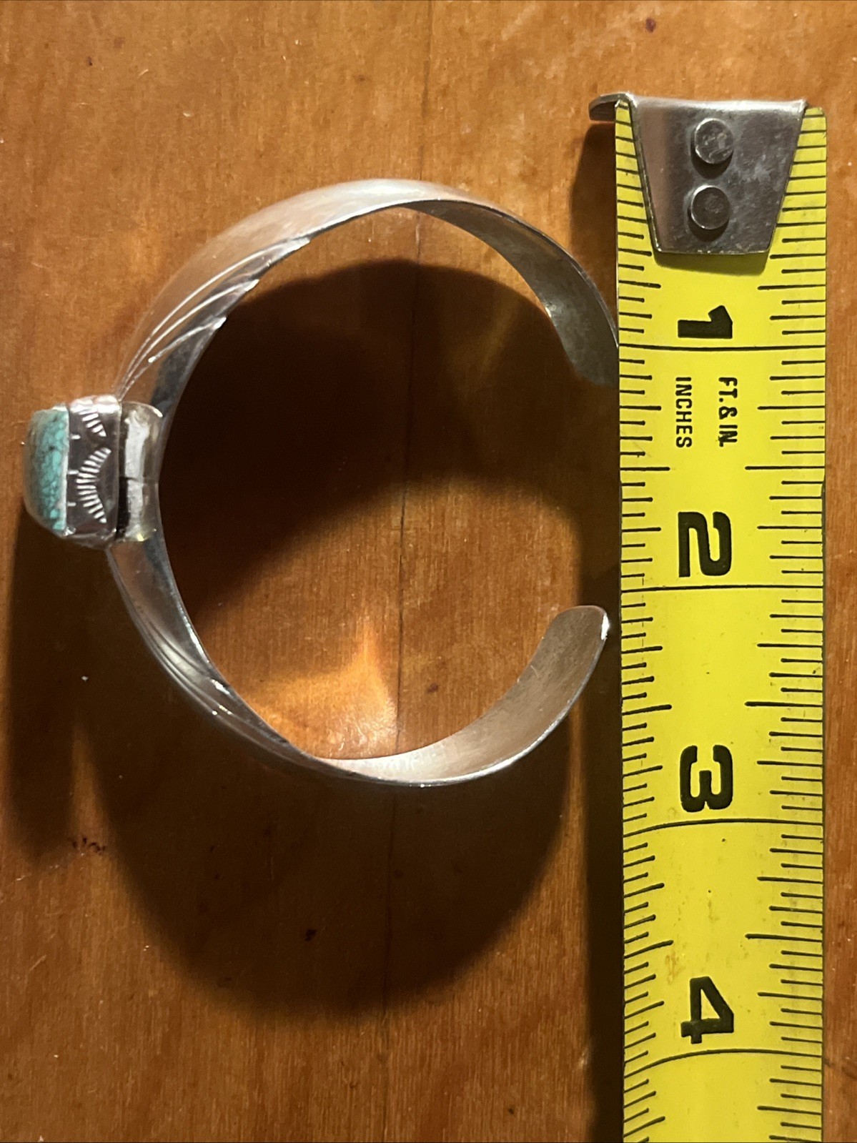Ray Delgarito NAVAJO TURQUOISE Sterling Silver Cuff - Gem
