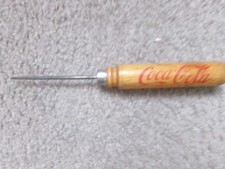Ancien pic à glace manche en bois Coca Cola