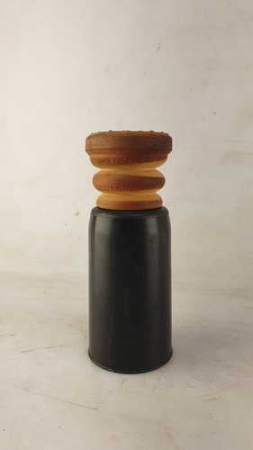 Strut dust boot
