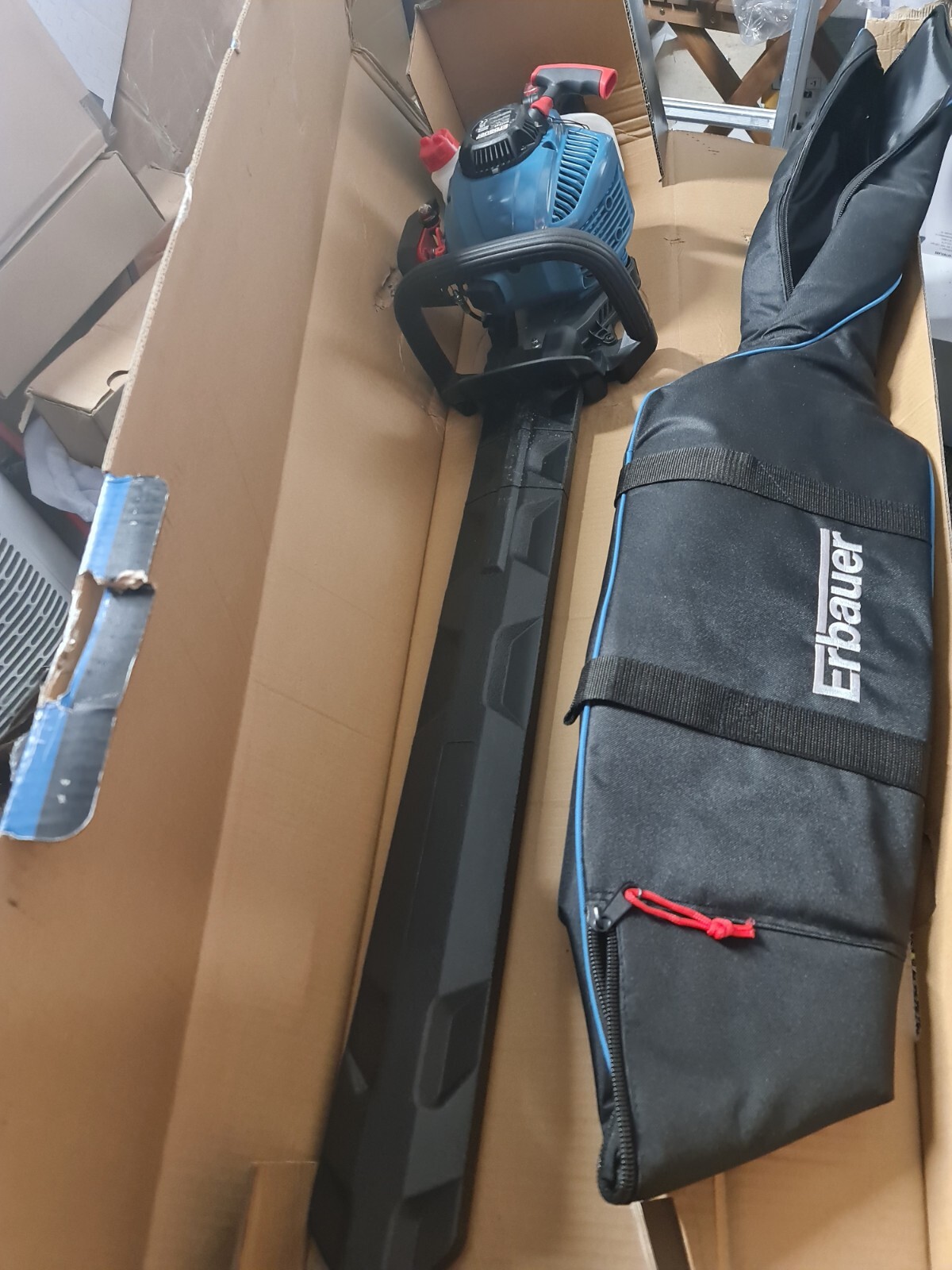 Erbauer Hedge Trimmer Petrol EHTP22 Bush Shrub Cutter Garden Tool 69cm