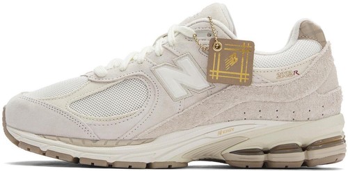 New Balance 2002R Linen M2002REK Men's Suede Sneaker Gray Beige