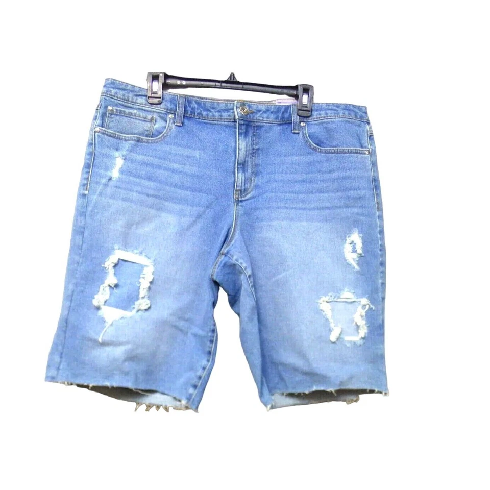 $64.50 INC International Concepts Patchwork Bermuda Jean Shorts, Sz. 18 - Image 3 of 4