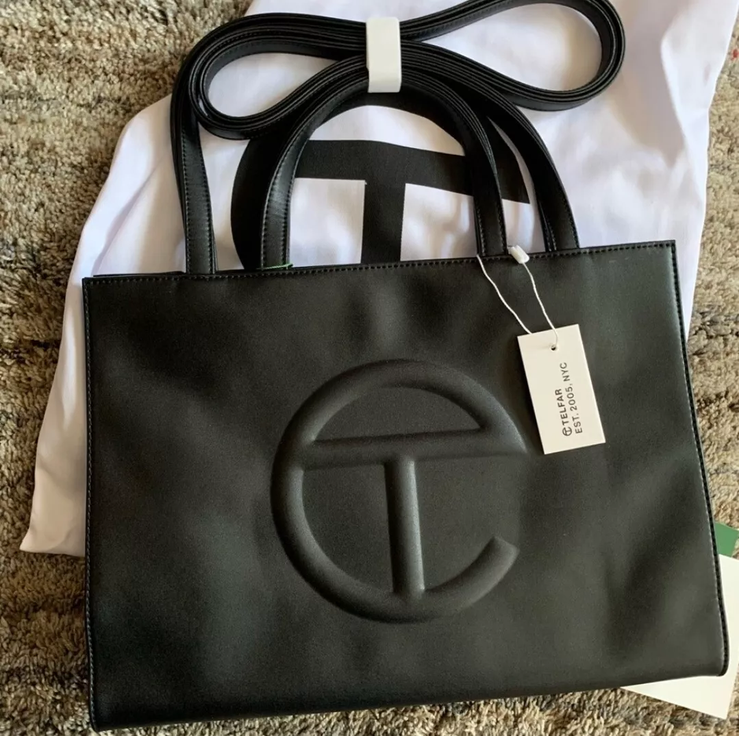 Telfar bag size Medium for sale for RETAIL : r/Telfar