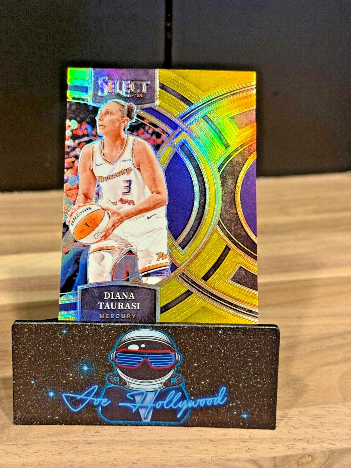 2024 Panini WNBA Select Premier Level Diana Taurasi  /10 Gold Prizm