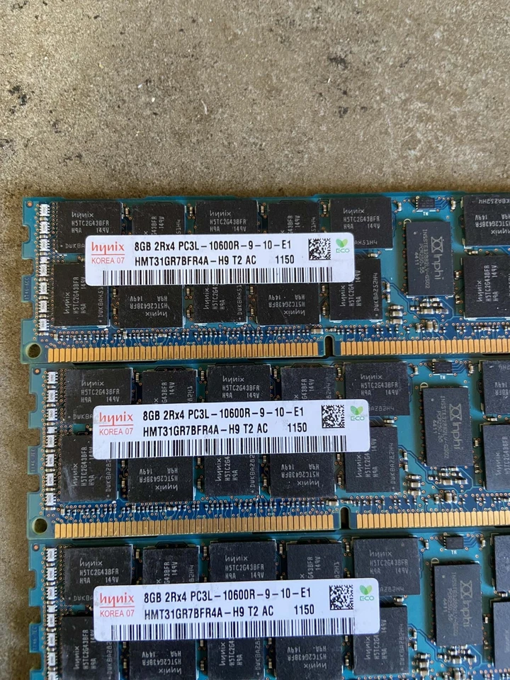 Hynix 8GB 2Rx4 PC3L-10600R-9-10-E1 HMT31GR78FR4A-H9 T2 AC DIMMs lot of 4 - Image 2 of 3