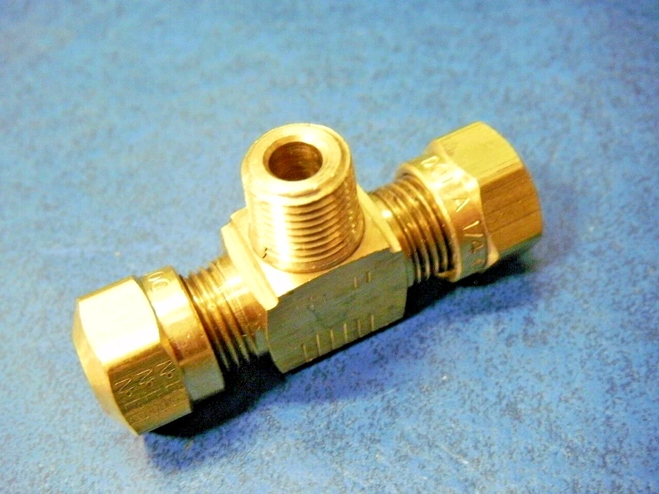 Eaton Brass 1/4" Tube OD Compression x 1/4" Male NPT Center Branch Tee Fitting - Image 4 of 4