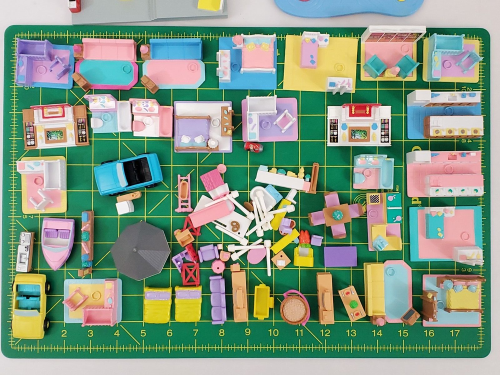 Vintage Large Polly Pocket Miniature Items Lot __