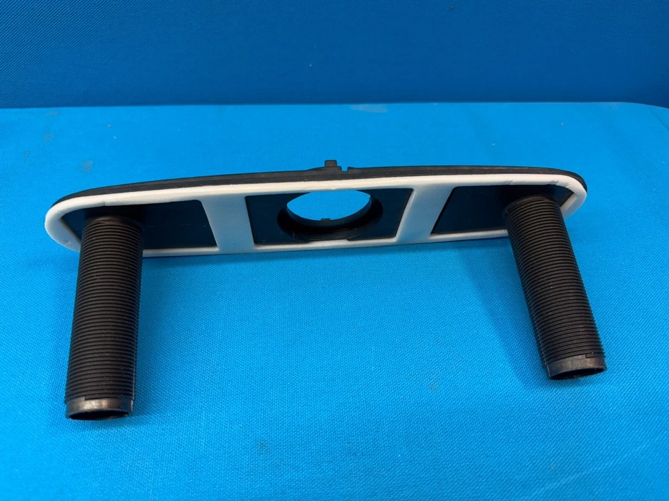 Delta 19802TZ-CZ-DST Champagne Bronze Pull-Down Single Handle Kitchen Faucet - Image 4 of 4