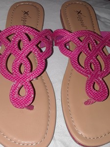 pink sandals size 6