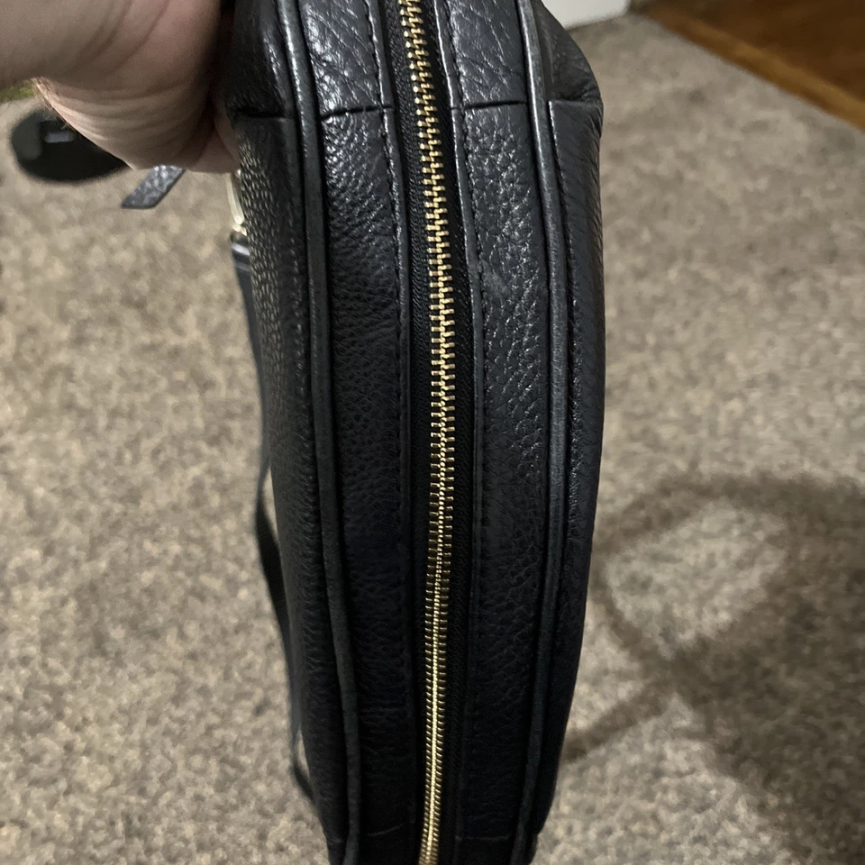 Сумочка-трансформер Kate Spade New York Cobble Hill маленькая Ella наплечная черная - Изображение 4 из 4