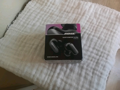 未開封　BOSE QUIETCOMFORT EARBUDS BLACK 黒 Bose QuietComfort Noise Cancelling Bluetooth Earbuds Wireless