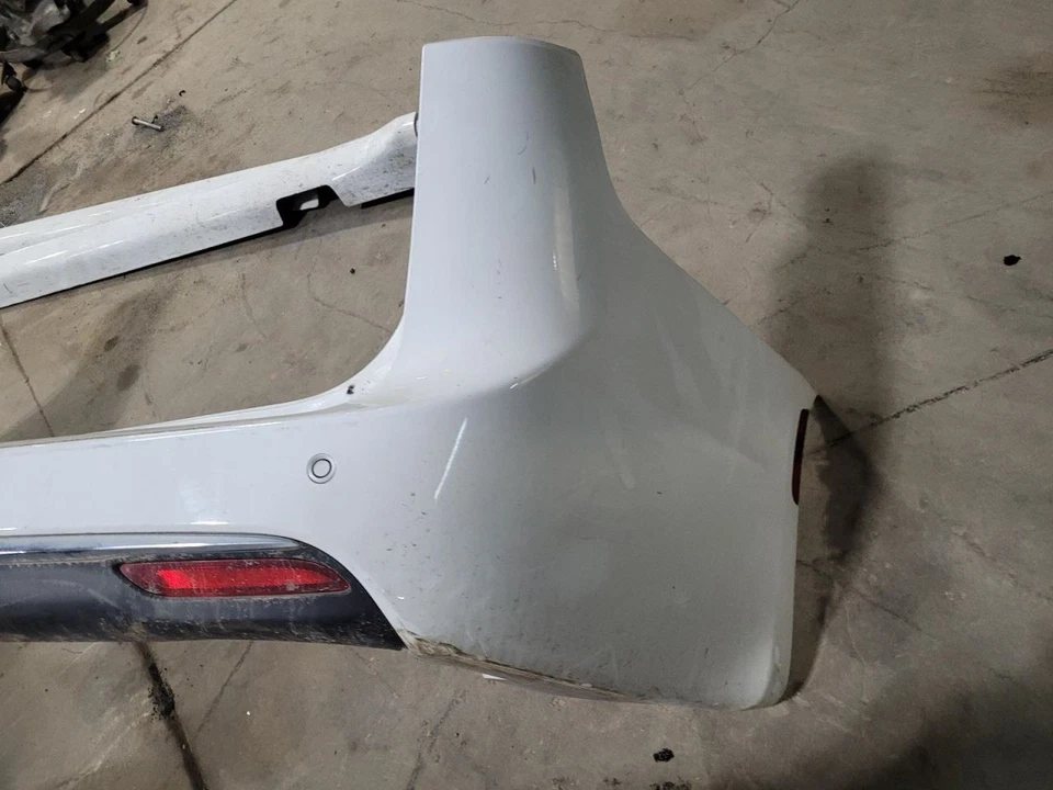 (SOLO RECOGIDA LOCAL) Parachoques trasero con asistente de estacionamiento trasero compatible con 17-24 PACIFICA 204608 Foto 4 de 4