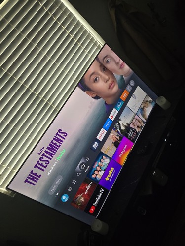 Hisense 55QD65QFB 55" Smart TV Black Netflix Prime Video Disney+ YouTube TV