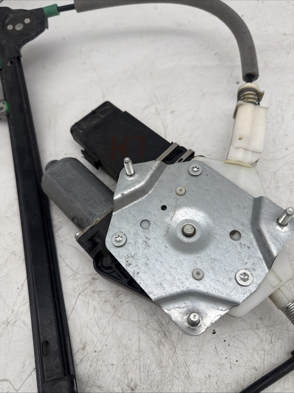 Chevrolet Corvette 2005-2013 Front Left Power window motor